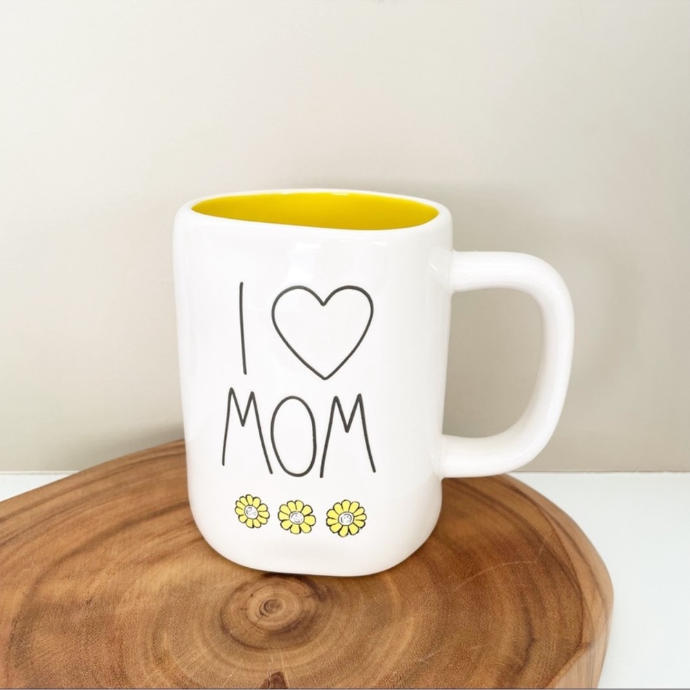 Rae Dunn mug